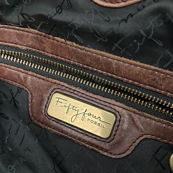 FOSSIL “ FIFTY FOUR” BROWN LEATHER SHOULDER BAG - Picture 11 of 16